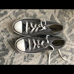Grey converse size 6